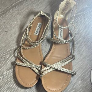 Steve Madden Gold Gladiator Sandals Kyleigh Flats Used twice like new!